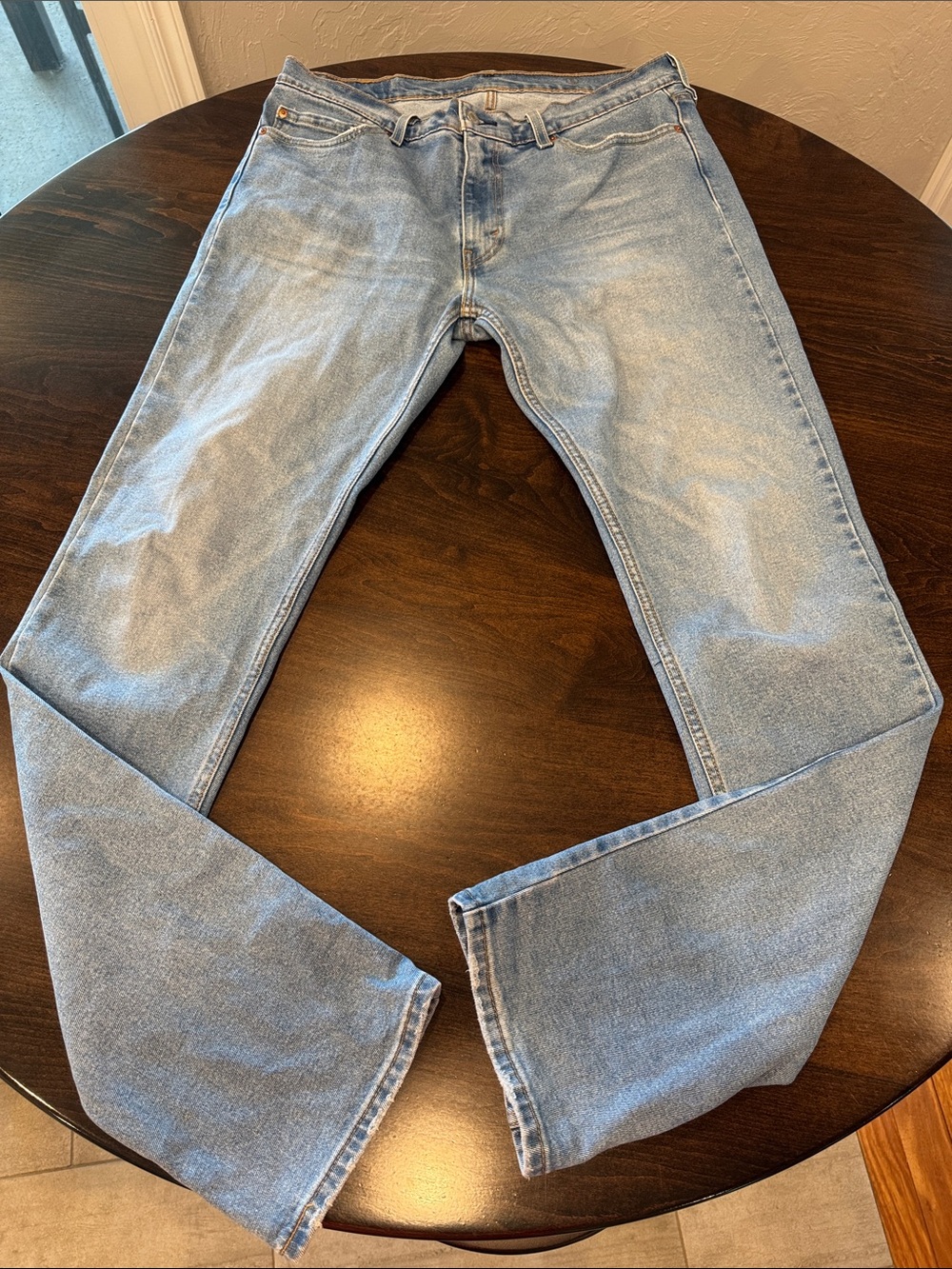 Levi's Men's Light Wash Straight-Leg Jeans 36x36